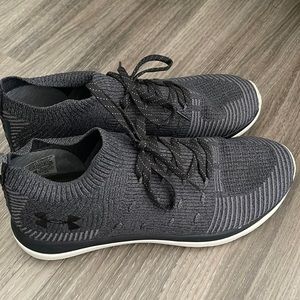 Under Armour sling flex rise